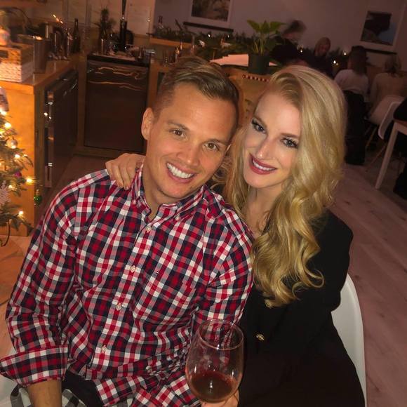 Meet your Posher, Allison - Picture 1 of 1